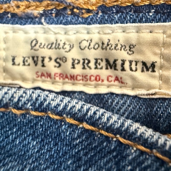 Levis Premium Womens Wedgie Straight Buttonfly Jeans 27X28 EUC - Picture 4 of 11